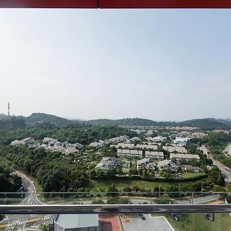 Palm Armada Residence Free Parking And Netflix Putrajaya Exterior foto