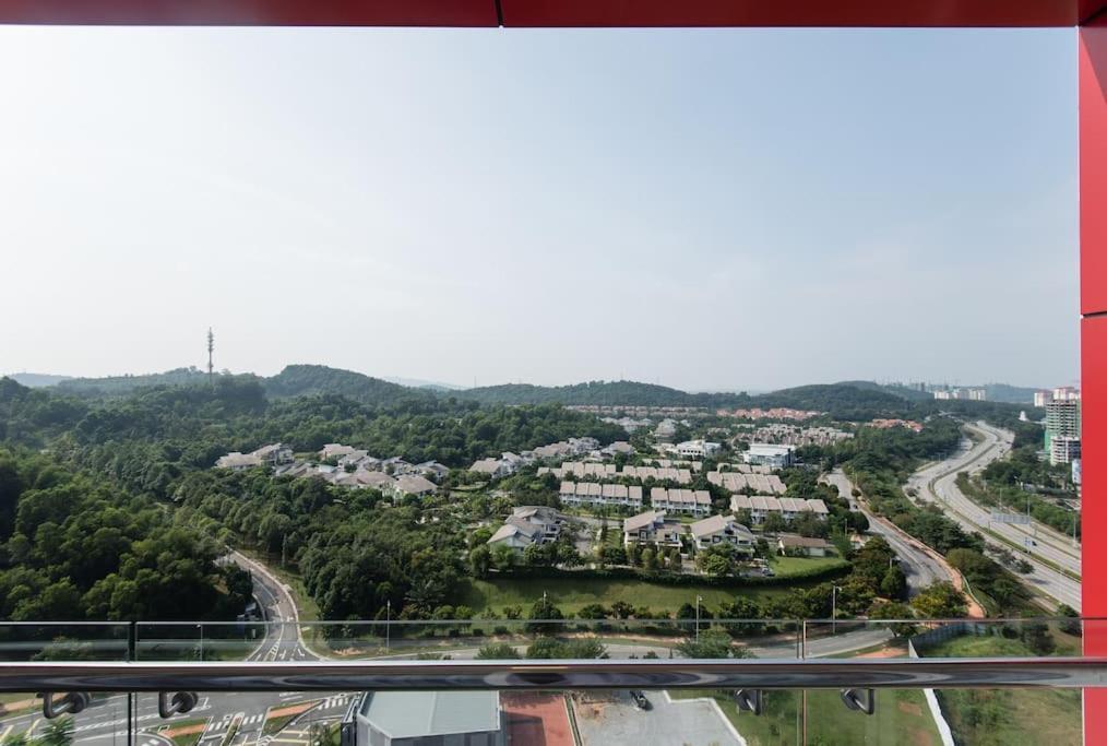 Palm Armada Residence Free Parking And Netflix Putrajaya Exterior foto